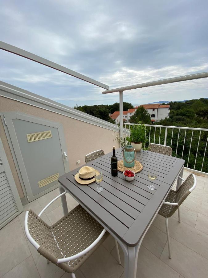 Apartment Vital Nerezine Exterior foto